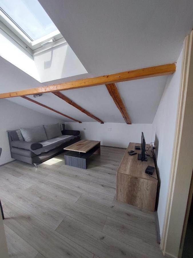 Apartment Ivana クルク エクステリア 写真