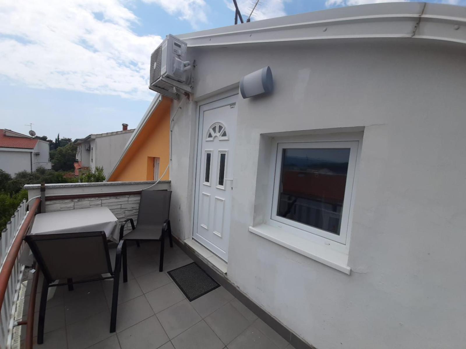 Apartment Ivana クルク 部屋 写真